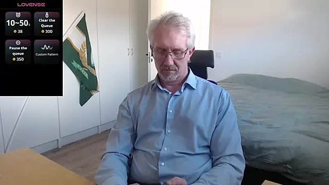 tom-swede online show from March 27, 1:34 pm