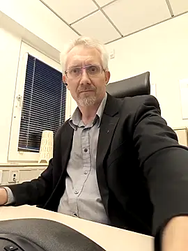 tom-swede online show from December 22, 3:56 pm