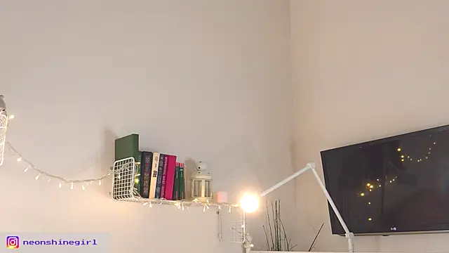 NeonShine online show from December 21, 5:31 am