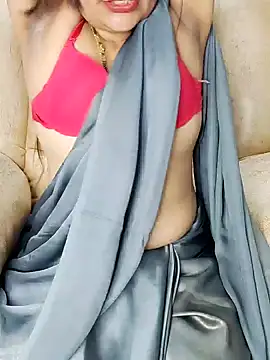 Traditional Housewife  online show from March 16, 4:30 am