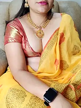 Traditional Housewife  online show from February 20, 5:30 pm
