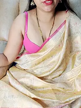 Traditional Housewife  online show from March 12, 6:07 am