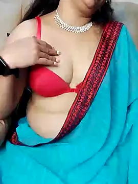 Traditional Housewife  online show from February 1, 4:11 pm