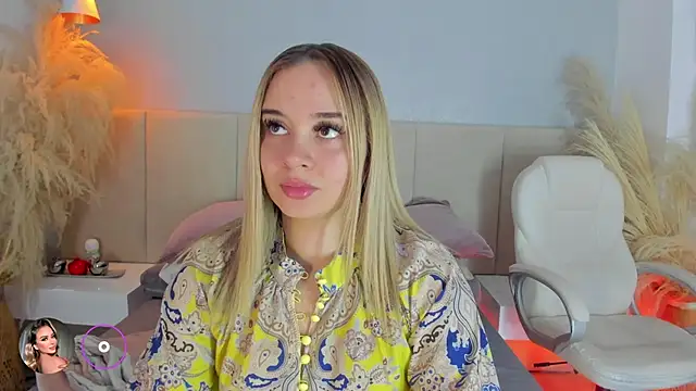 sofia pamela online show from February 4, 7:09 pm