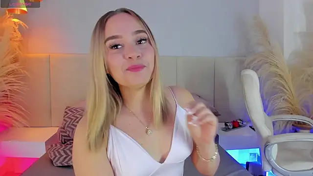 sofia pamela online show from February 28, 7:13 pm