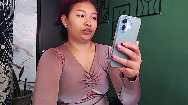 Snapshot of JadaRoberts chatting on July 23, 5:31 pm JadaRoberts online show from July 23, 5:31 pm