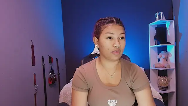 JadaRoberts online show from November 18, 12:41 pm