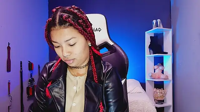 JadaRoberts online show from November 27, 12:05 pm