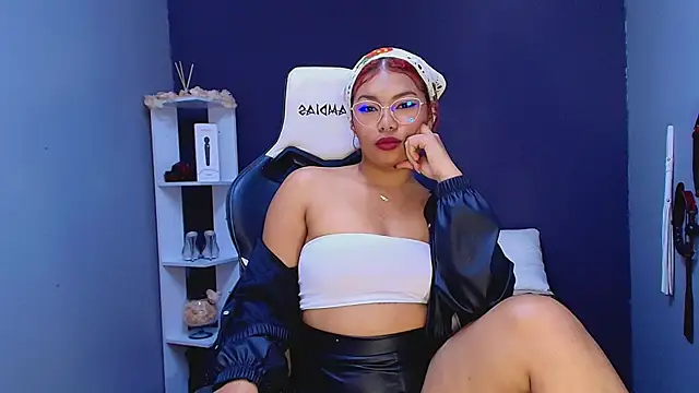 Snapshot of JadaRoberts chatting on March 22, 5:41 pm JadaRoberts online show from March 22, 5:41 pm