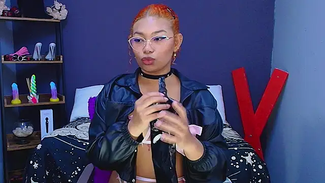 Snapshot of JadaRoberts chatting on February 22, 3:14 pm JadaRoberts online show from February 22, 3:14 pm