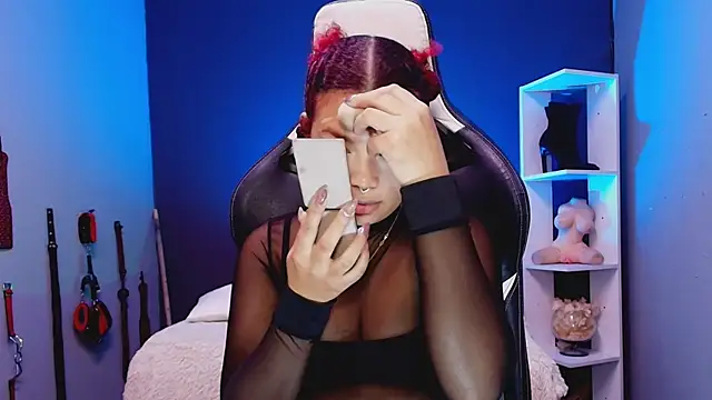 JadaRoberts online show from December 20, 12:30 pm