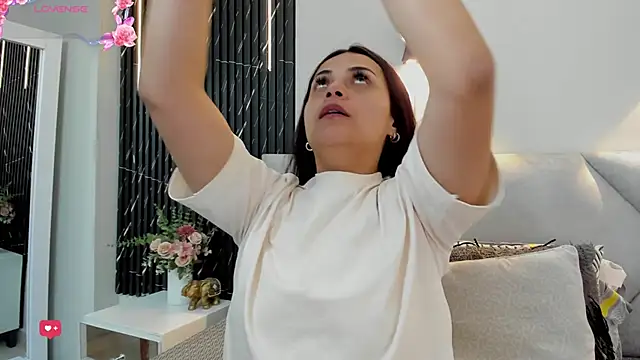 Snapshot of katrina_kaif_x chatting on November 11, 6:58 pm katrina kaif x online show from November 11, 6:58 pm