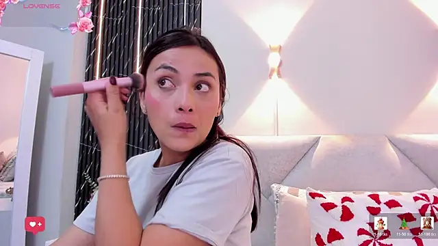 katrina kaif x online show from December 18, 7:07 pm