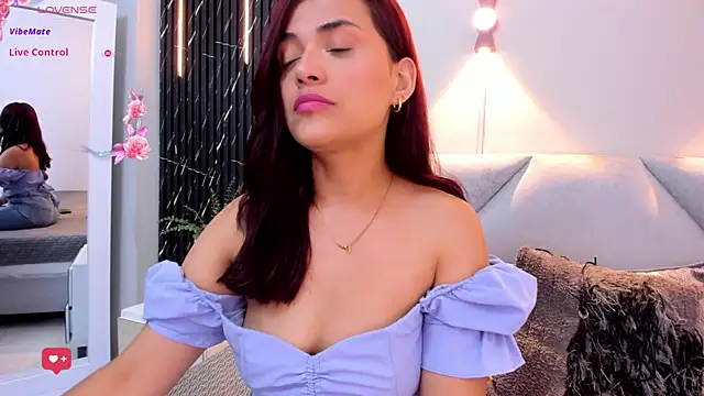 Snapshot of katrina_kaif_x chatting on September 15, 6:19 pm katrina kaif x online show from September 15, 6:19 pm