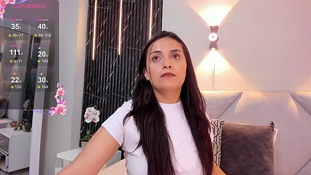 Snapshot of katrina_kaif_x chatting on March 10, 7:18 pm katrina kaif x online show from March 10, 7:18 pm