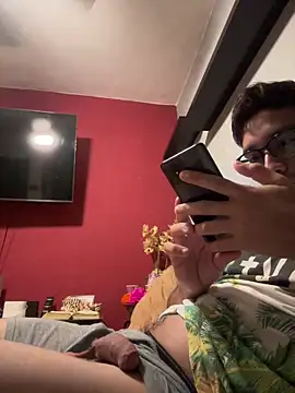 Magicerosxx69 online show from October 28, 6:34 am