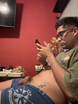 Magicerosxx69 online show from November 16, 8:19 am