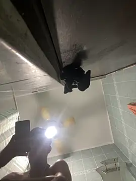 Snapshot of Magicerosxx69 chatting on March 14, 12:38 am Magicerosxx69 online show from March 14, 12:38 am