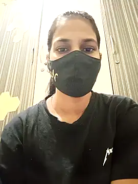 Snapshot of indianliza chatting on January 6, 3:20 am indianliza online show from January 6, 3:20 am
