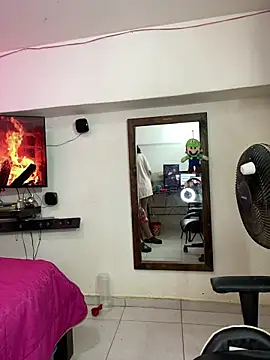 TheKing6ix9ine69 online show from November 13, 7:34 am