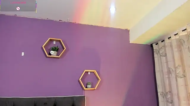 lanna bx online show from December 21, 5:36 pm