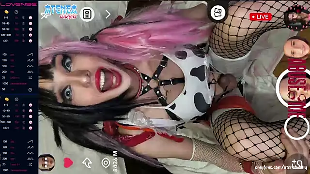 AteneaDolly online show from March 4, 3:25 am