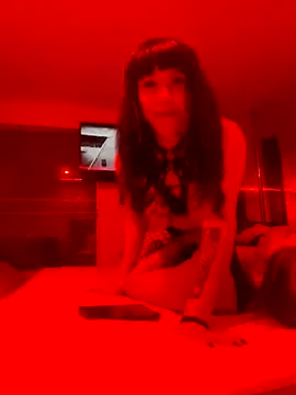 Snapshot of GalaxGnn_ chatting on November 24, 4:12 am GalaxGnn online show from November 24, 4:12 am