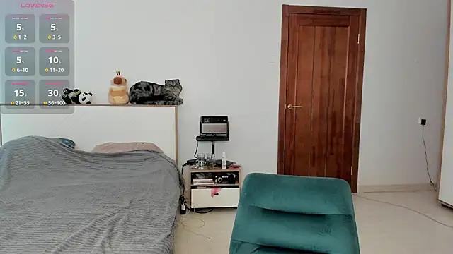 Brooooke online show from June 25, 2:11 pm