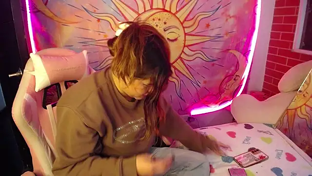 Snapshot of sara_winehouse1 chatting on November 11, 11:20 pm sara winehouse1 online show from November 11, 11:20 pm