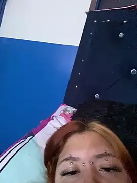 sara winehouse1 online show from March 14, 1:50 pm