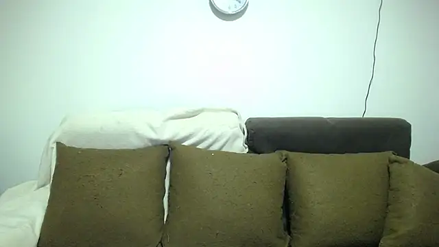 Snapshot of sara_winehouse1 chatting on February 14, 3:00 am sara winehouse1 online show from February 14, 3:00 am