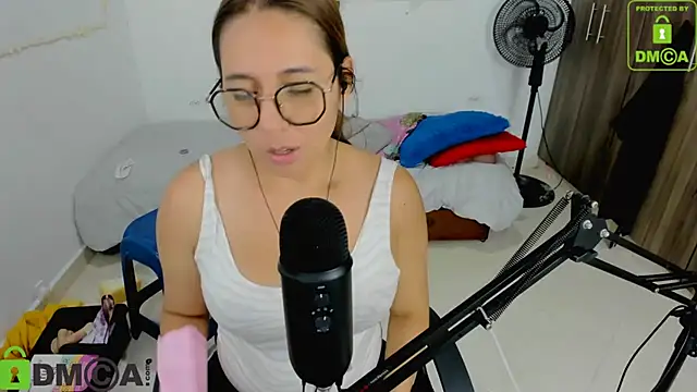 isa loves cum online show from November 20, 11:25 pm