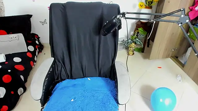 isa loves cum online show from May 15, 10:52 pm