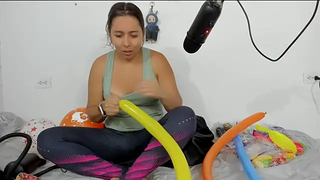 isa loves cum online show from March 26, 11:24 pm