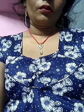 Snapshot of Ritasingh-0461 chatting on November 5, 10:13 pm Ritasingh-0461 online show from November 5, 10:13 pm