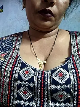 Ritasingh-0461 online show from May 31, 6:09 pm