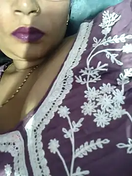 Snapshot of Ritasingh-0461 chatting on September 30, 7:14 am Ritasingh-0461 online show from September 30, 7:14 am