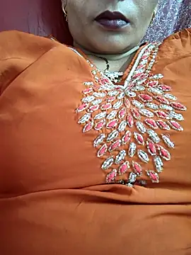 Ritasingh-0461 online show from May 18, 5:34 am