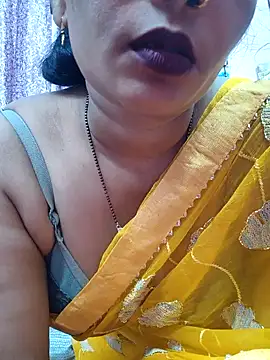 Snapshot of Ritasingh-0461 chatting on October 7, 4:35 am Ritasingh-0461 online show from October 7, 4:35 am