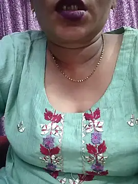 Snapshot of Ritasingh-0461 chatting on September 28, 1:51 pm Ritasingh-0461 online show from September 28, 1:51 pm