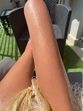 YourJuicyLana online show from June 7, 12:21 pm
