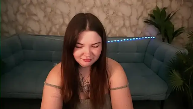 RosieMoons online show from November 5, 8:34 pm