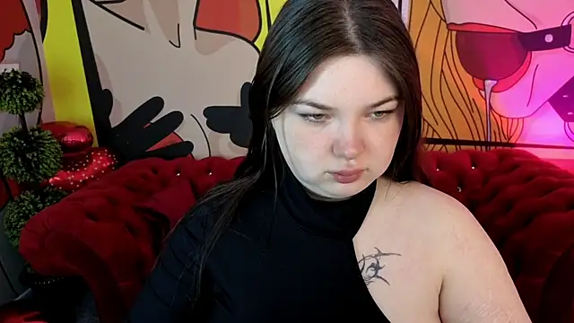 RosieMoons online show from April 10, 7:21 pm