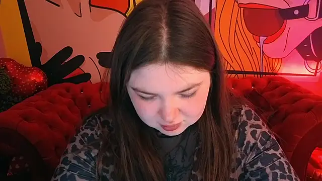 RosieMoons online show from March 5, 8:38 pm