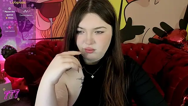 RosieMoons online show from March 30, 7:26 pm