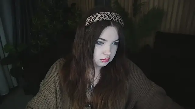 RosieMoons online show from November 10, 8:14 pm