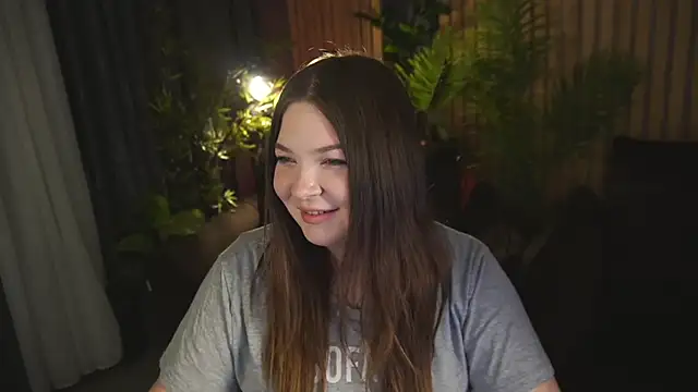 RosieMoons online show from November 20, 8:09 pm