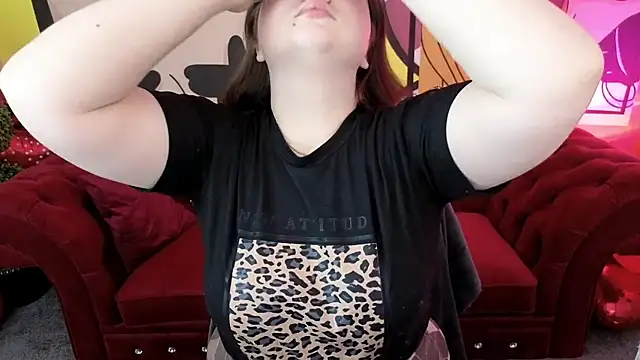 RosieMoons online show from March 17, 10:02 pm