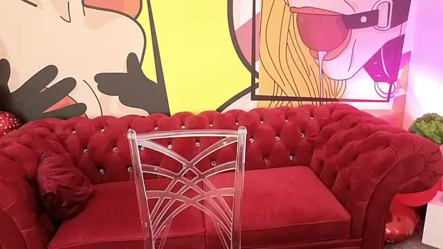 RosieMoons online show from March 18, 8:53 pm