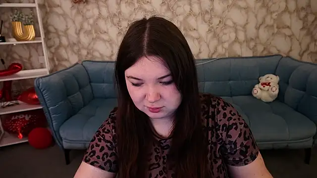 RosieMoons online show from February 24, 8:21 pm